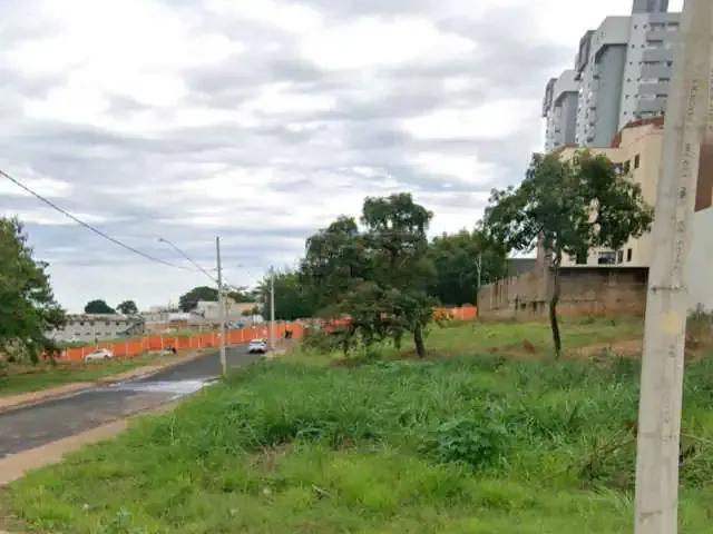 Terreno / Lote para Venda em Bauru/SP Vila Aviação
