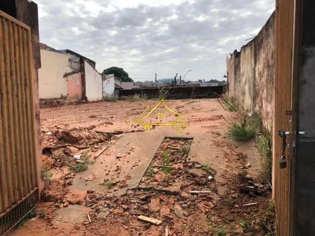 Terreno / Lote para Venda em Bauru/SP Vila Falcão