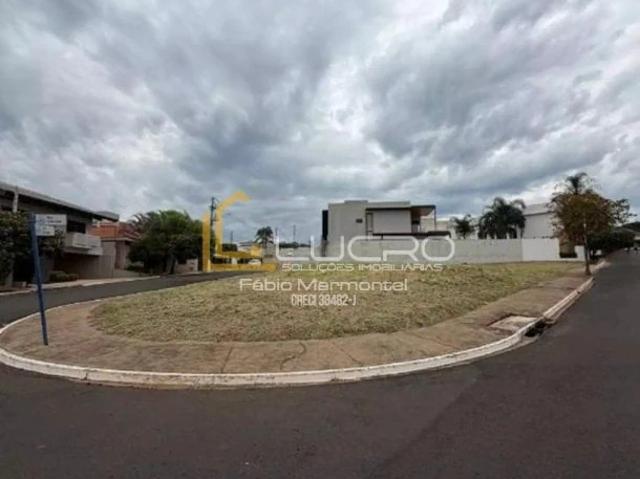 Terreno / Lote para Venda em Bauru/SP Vila Serrão