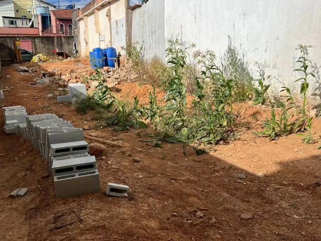 Terreno / Lote para Venda em Belo Horizonte/MG Milionários Barreiro