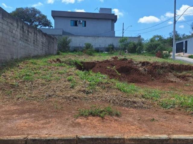 Terreno / Lote para Venda em Betim/MG Teixeirinha