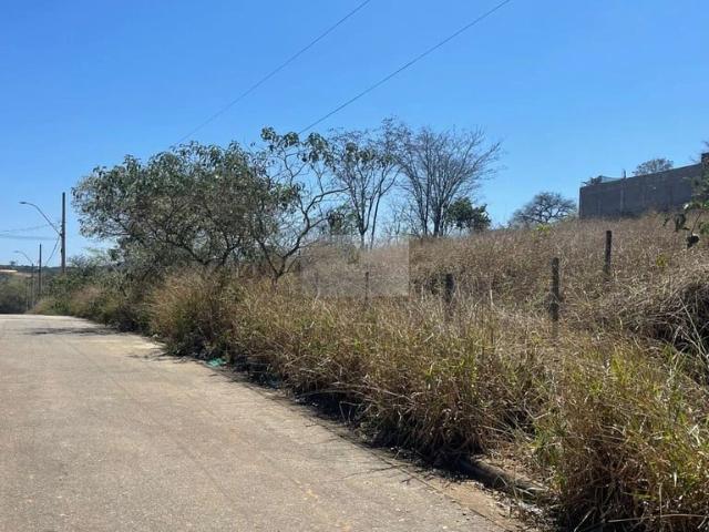 Terreno / Lote para Venda em Betim/MG Tiradentes