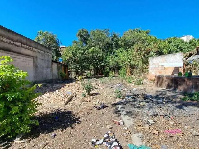 Terreno / Lote para Venda em Betim/MG Vila das Flores