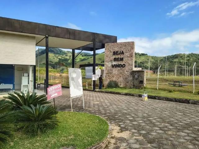 Terreno / Lote para Venda em Bicas/MG Centro