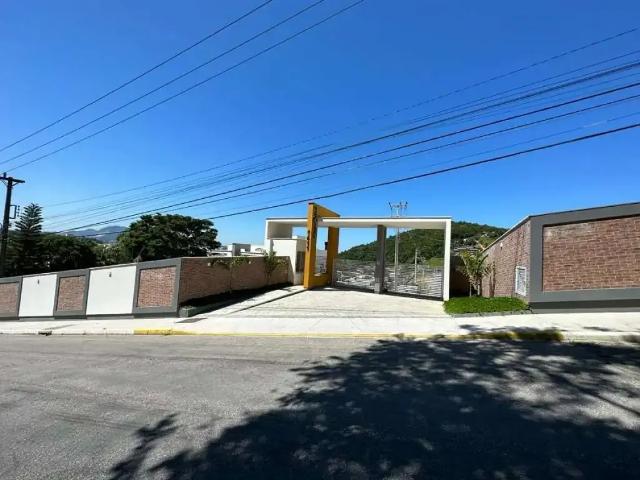 Terreno / Lote para Venda em Biguaçu/SC Fundos