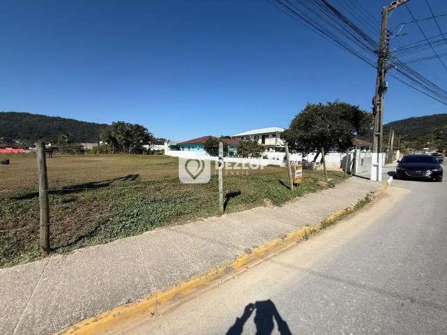 Terreno / Lote para Venda em Biguaçu/SC Fundos
