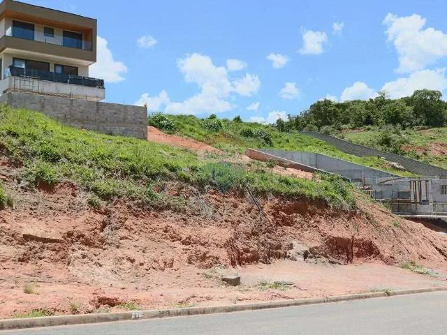 Terreno / Lote para Venda em Atibaia/SP Laranja Azeda
