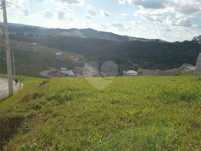 Terreno / Lote para Venda em Bom Jesus dos Perdões/SP Cidade Nova