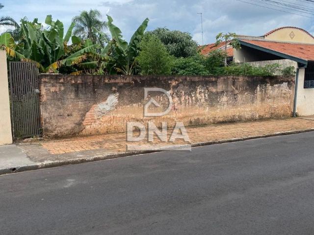 Terreno / Lote para Venda em Botucatu/SP Centro
