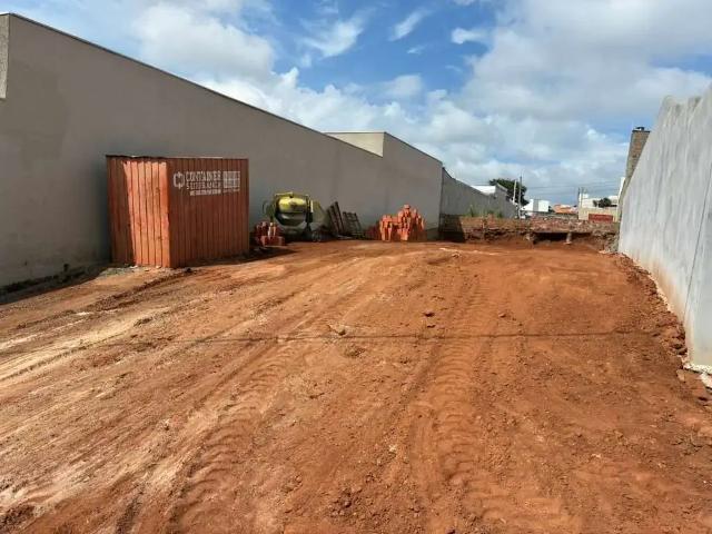 Terreno / Lote para Venda em Botucatu/SP Lívia I