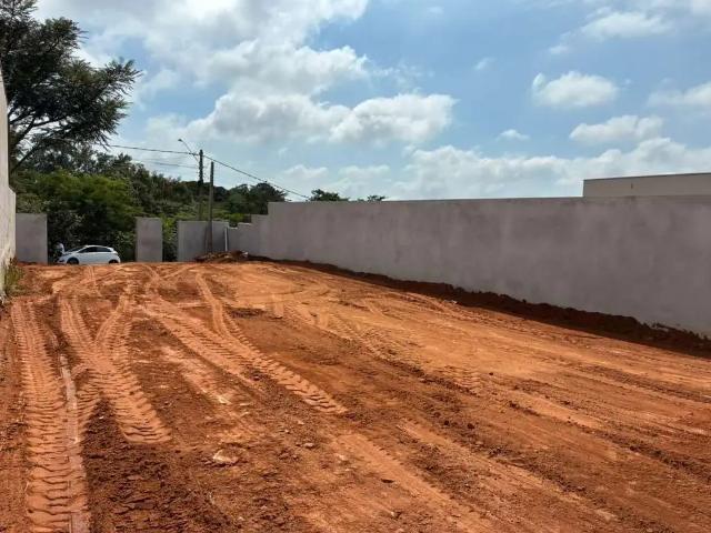 Terreno / Lote para Venda em Botucatu/SP Residencial Lívia