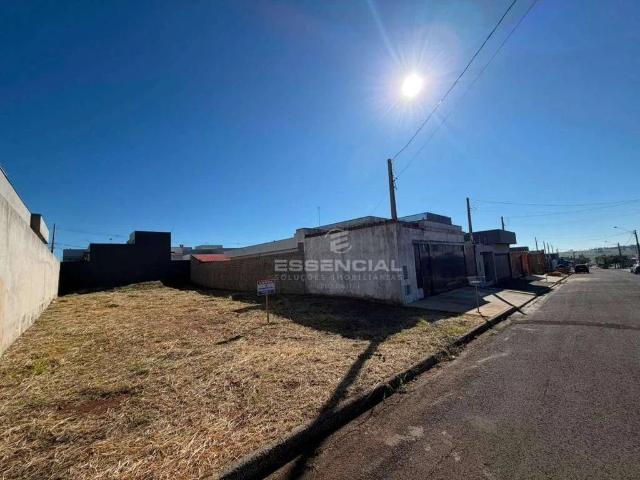Terreno / Lote para Venda em Botucatu/SP Residencial Ouro Verde