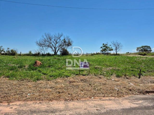 Terreno / Lote para Venda em Botucatu/SP Residencial Plaza Martin