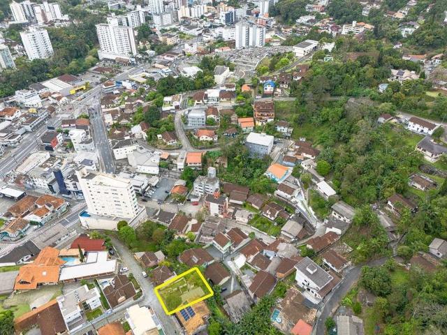 Terreno / Lote para Venda em Blumenau/SC Centro