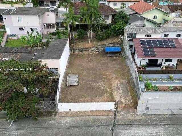 Terreno / Lote para Venda em Blumenau/SC Garcia