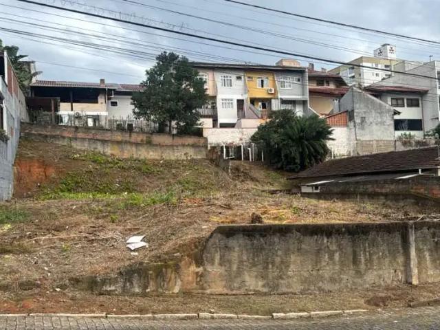 Terreno / Lote para Venda em Blumenau/SC Velha