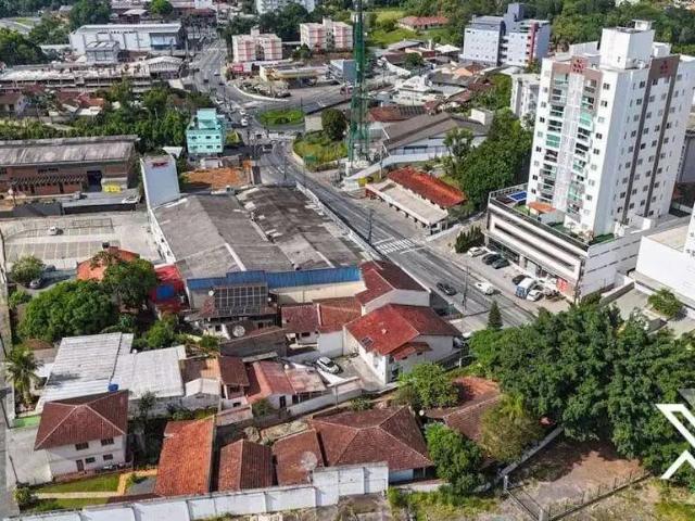 Terreno / Lote para Venda em Blumenau/SC Velha