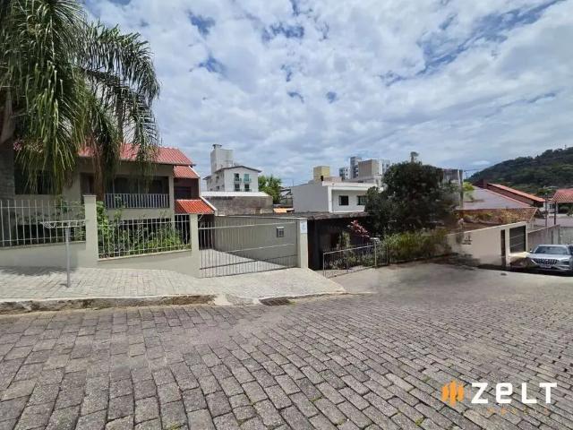 Terreno / Lote para Venda em Blumenau/SC Velha