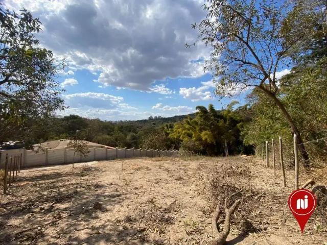Terreno / Lote para Venda em Brumadinho/MG Centro