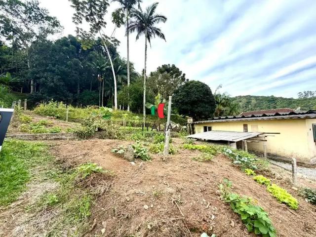 Terreno / Lote para Venda em Brusque/SC Primeiro de Maio