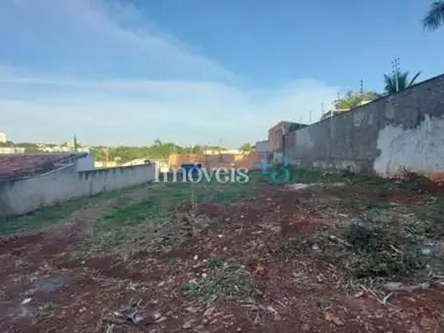 Terreno / Lote para Venda em Cambé/PR Residencial Octávio Cesário