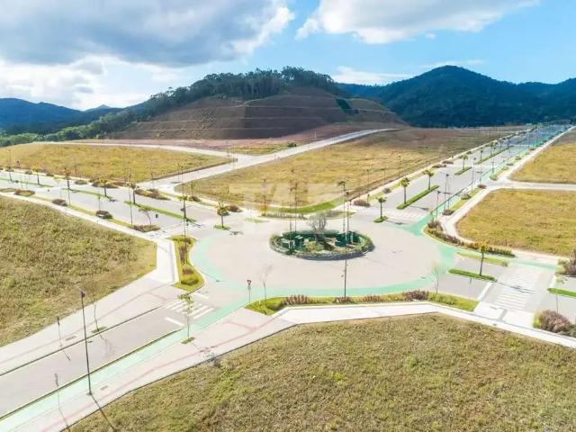 Terreno / Lote para Venda em Camboriú/SC Monte Alegre