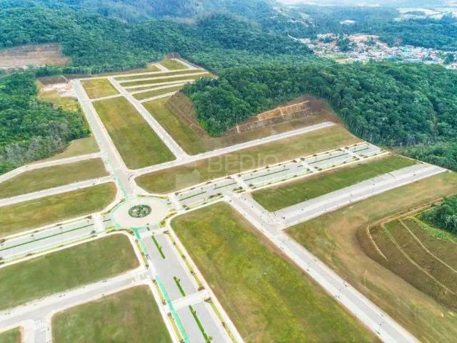 Terreno / Lote para Venda em Camboriú/SC Monte Alegre