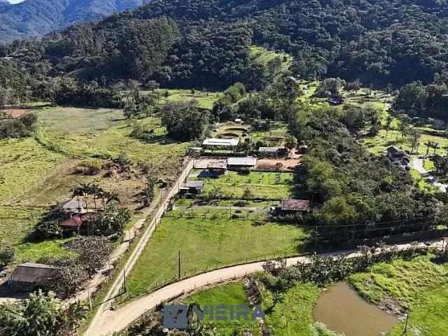 Terreno / Lote para Venda em Camboriú/SC Área Rural de Camboriú