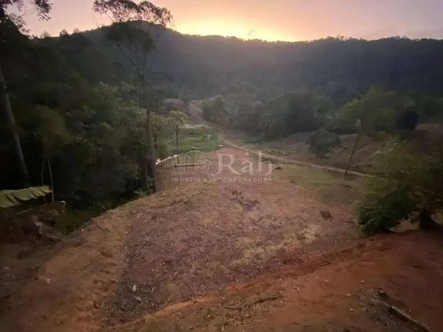 Terreno / Lote para Venda em Camboriú/SC Braço