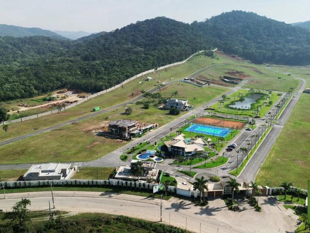 Terreno / Lote para Venda em Camboriú/SC Centro