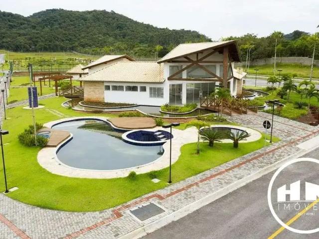 Terreno / Lote para Venda em Camboriú/SC Rio do Meio