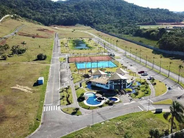 Terreno / Lote para Venda em Camboriú/SC Rio do Meio