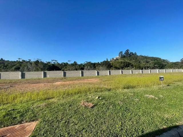 Terreno / Lote para Venda em Camboriú/SC Rio do Meio