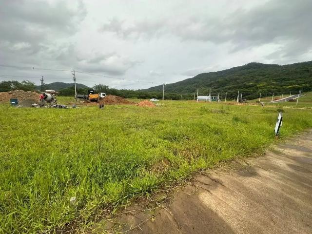 Terreno / Lote para Venda em Camboriú/SC Rio Pequeno