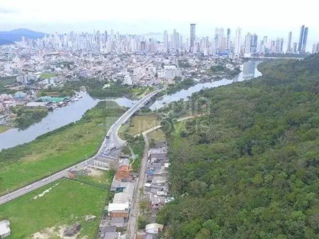 Terreno / Lote para Venda em Camboriú/SC São Francisco de Assis