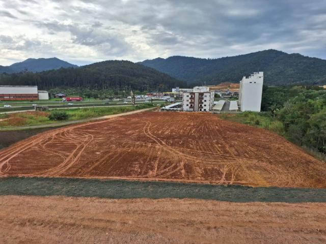 Terreno / Lote para Venda em Camboriú/SC Várzea do Ranchinho