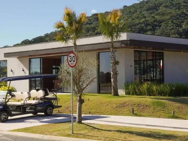 Terreno / Lote para Venda em Camboriú/SC Várzea do Ranchinho