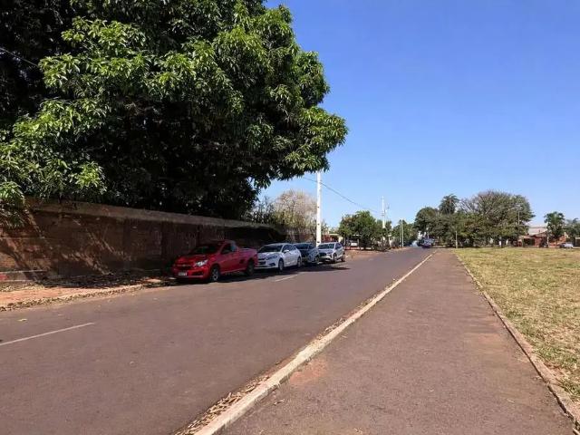 Terreno / Lote para Venda em Campo Grande/MS Vila Serradinho
