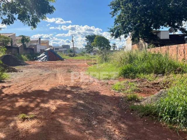 Terreno / Lote para Venda em Campo Grande/MS Jardim Itatiaia