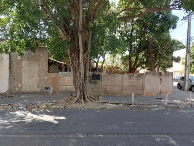 Terreno / Lote para Venda em Campos dos Goytacazes/RJ Parque Aurora