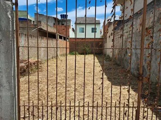 Terreno / Lote para Venda em Campos dos Goytacazes/RJ Parque Julião Nogueira
