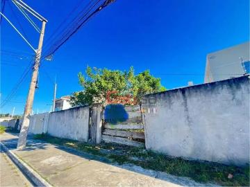 Terreno / Lote para Venda em Cabo Frio/RJ Portinho