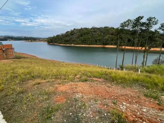 Terreno / Lote para Venda em Caconde/SP Represa da Graminha