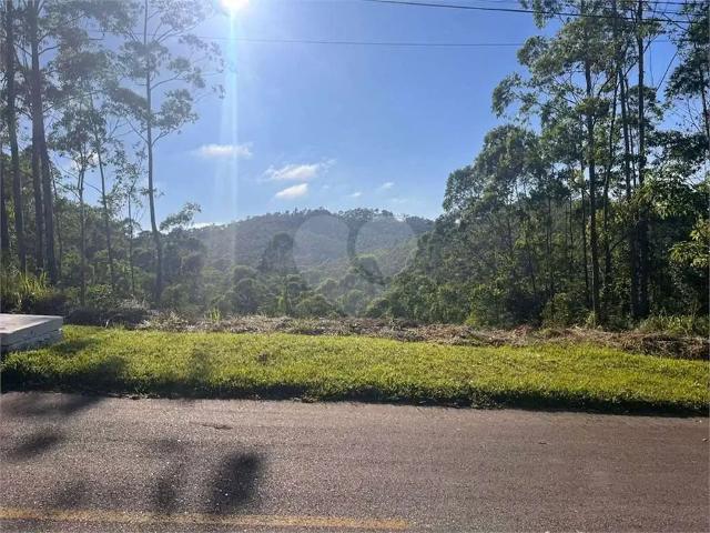 Terreno / Lote para Venda em Cajamar/SP Jordanésia
