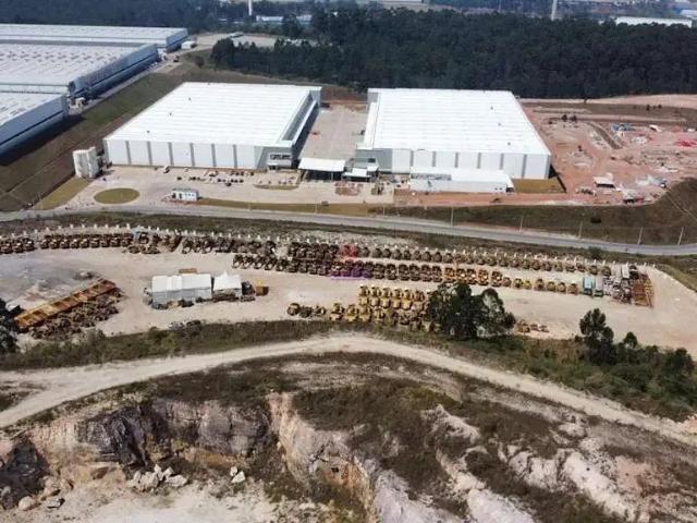 Terreno / Lote para Venda em Cajamar/SP Empresarial Colina