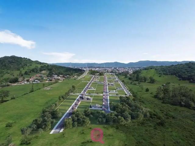 Terreno / Lote para Venda em Capivari de Baixo/SC Caçador