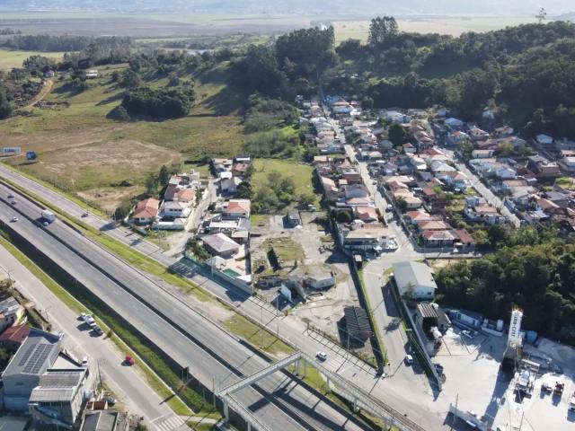 Terreno / Lote para Venda em Capivari de Baixo/SC Vila Flor