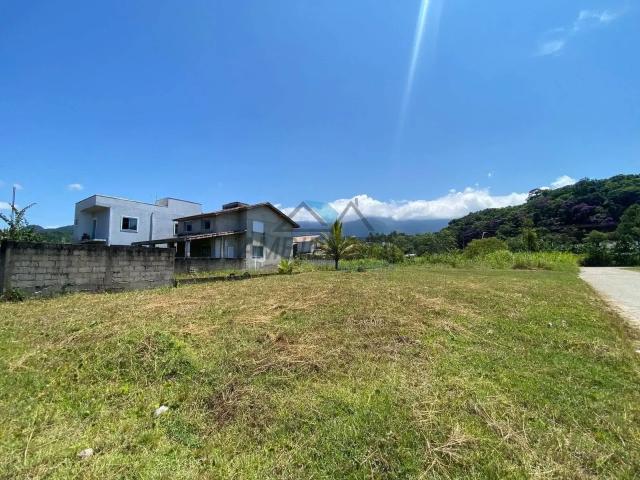 Terreno / Lote para Venda em Caraguatatuba/SP Capricórnio II