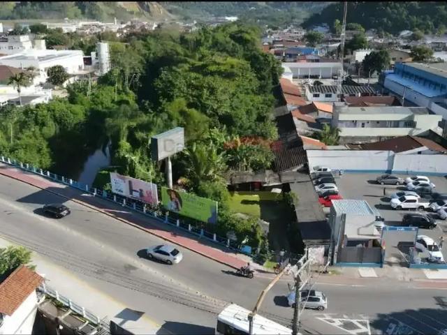 Terreno / Lote para Venda em Caraguatatuba/SP Centro