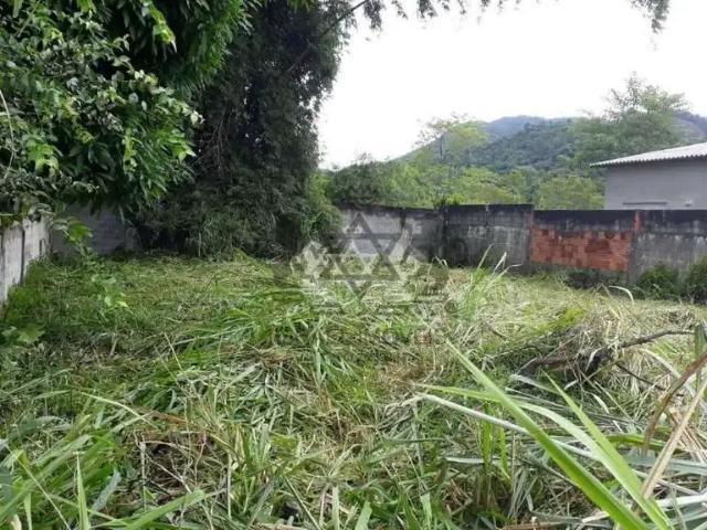 Terreno / Lote para Venda em Caraguatatuba/SP Getuba